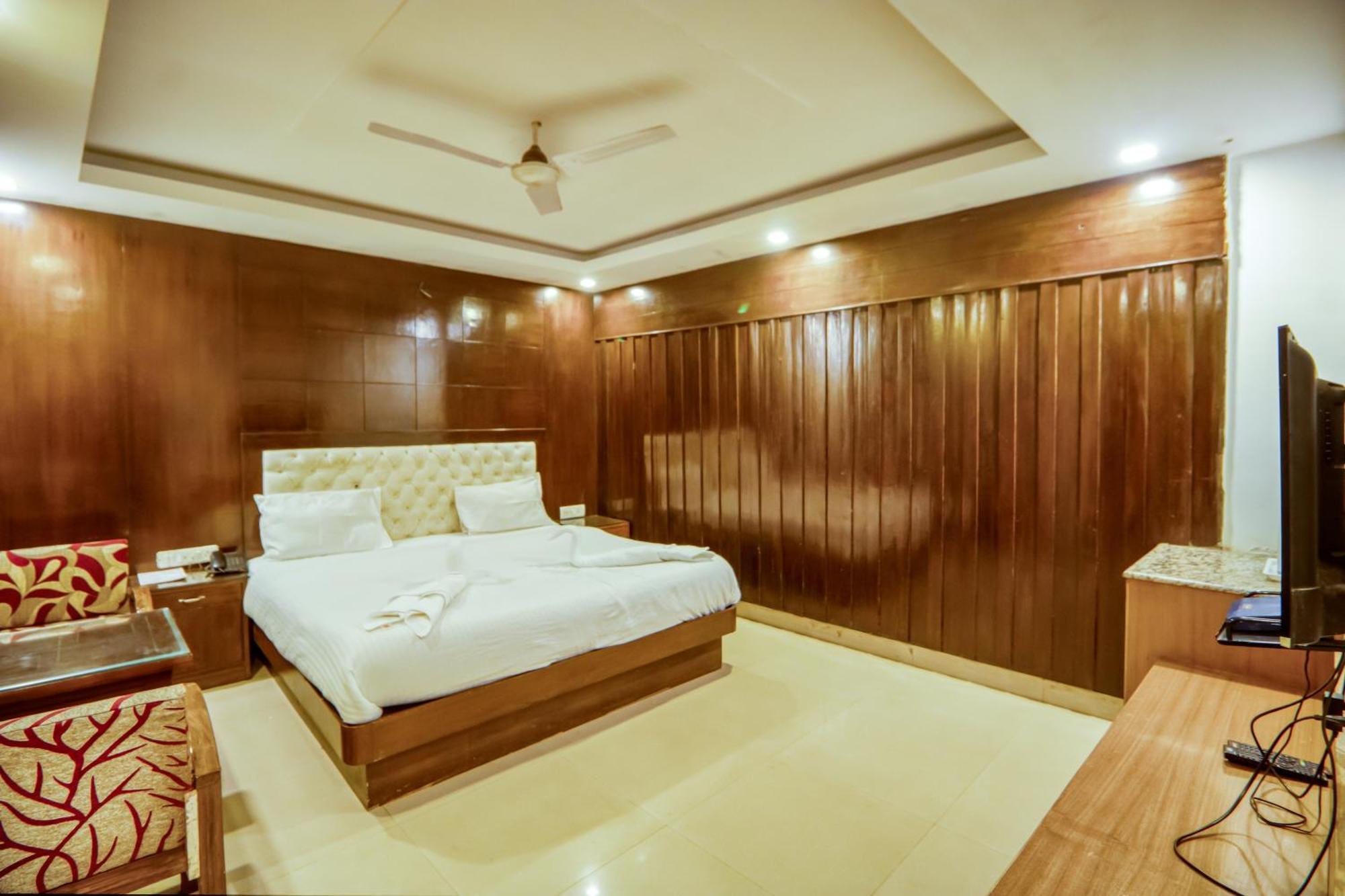 Deep Hotel Masuri Exterior foto